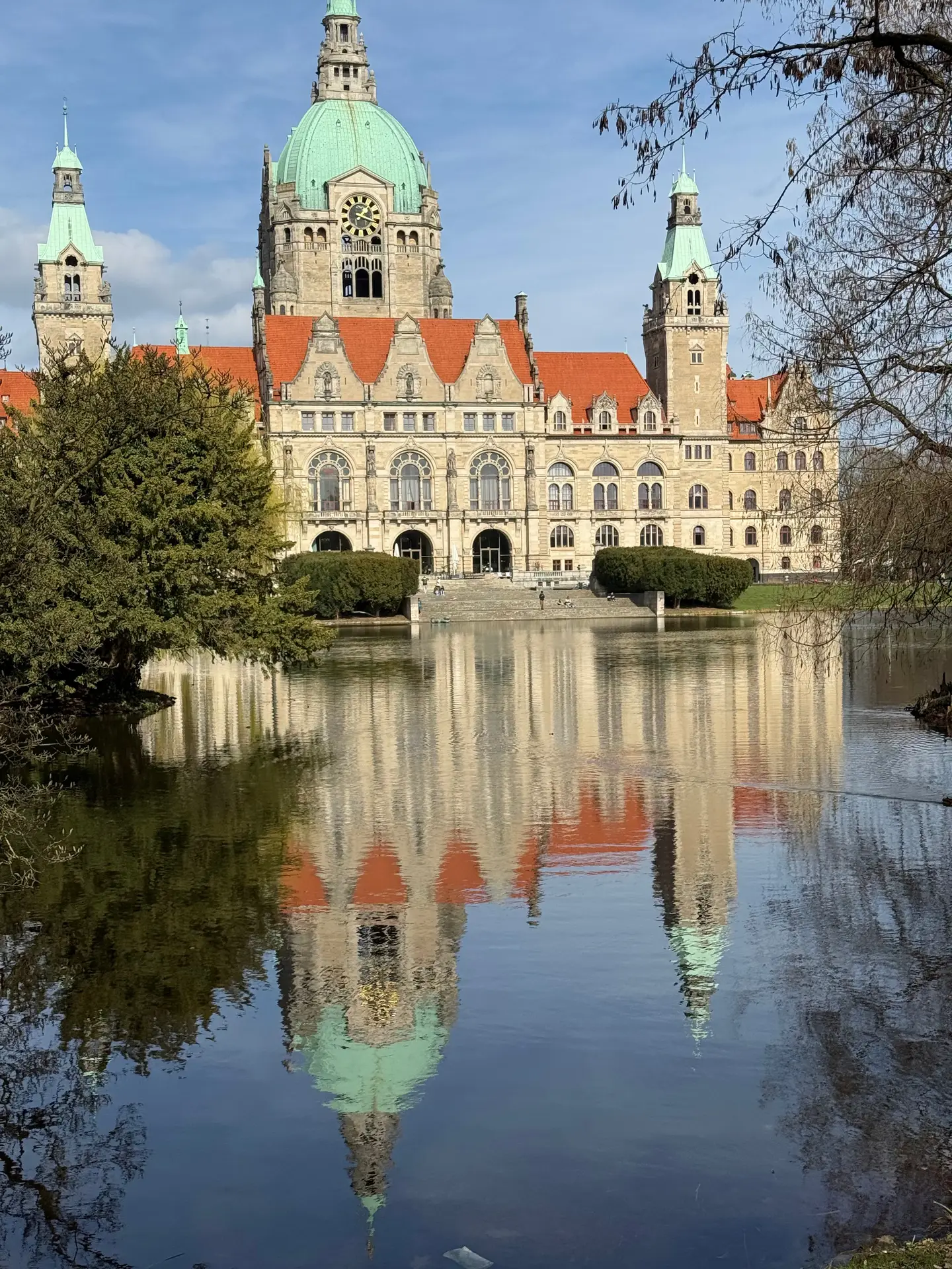Why not Hannover? Reflections of the New Town Hall, where a spontaneous “yes” turned a concert trip into a quietly unforgettable journey.